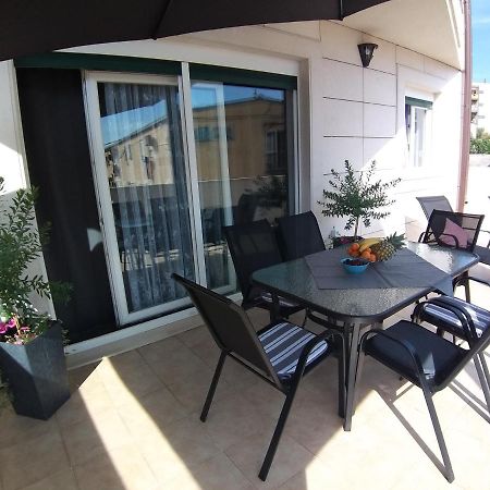 3 Bedroom Apartment With Terrace And Free Parking Split Exteriér fotografie